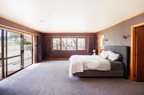 Photo of property in 440 Stoney Creek Road, Kelvin Grove, Palmerston North, 4470