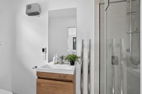 Photo of property in 5/13 Goldsmith Place, Waltham, Christchurch, 8023