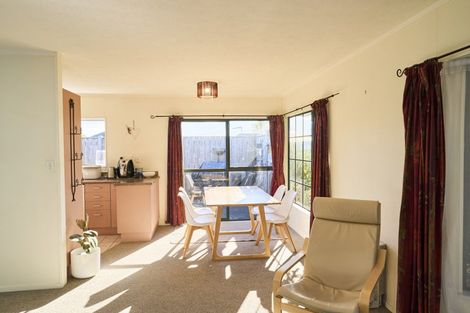 Photo of property in 6a Sunningdale Lane, Woodridge, Wellington, 6037