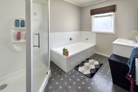 Photo of property in 1/31 Gillies Avenue, Taupo, 3330