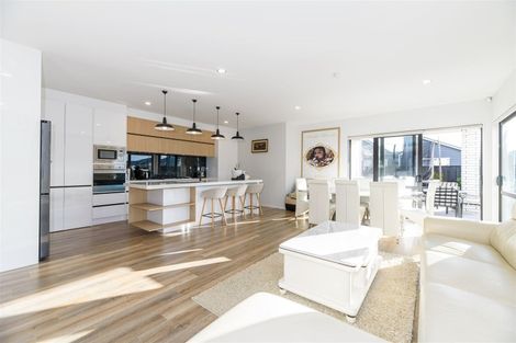 Photo of property in 13 Christella Street, Flat Bush, Auckland, 2019