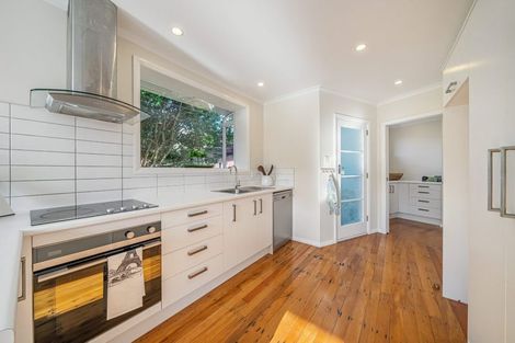 Photo of property in 13 Whirinaki Crescent, Heretaunga, Upper Hutt, 5018