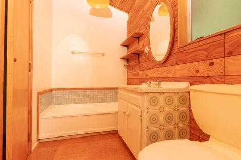 Photo of property in 42 Castleton Drive, Howick, Auckland, 2014