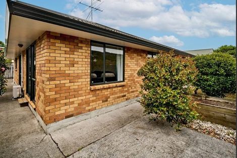 Photo of property in 9b Hinau Street, Tawa, Wellington, 5028