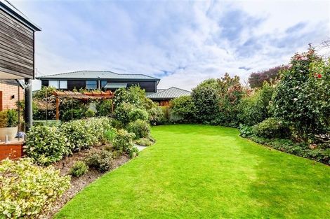 Photo of property in 8 Dorfold Mews, Avonhead, Christchurch, 8042