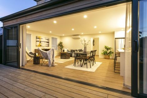 Photo of property in 53b Red Beach Road, Red Beach, 0932