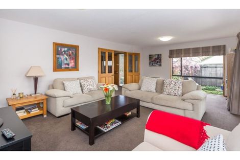 Photo of property in 8 Herbs Place, Cashmere, Christchurch, 8022