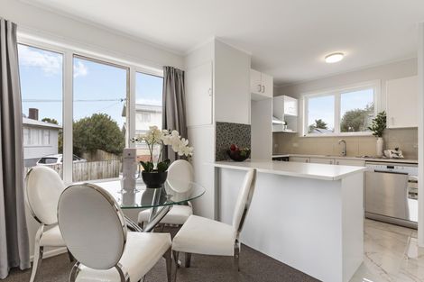 Photo of property in 7b Dreadon Road, Manurewa, Auckland, 2102
