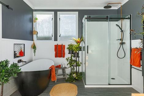 Photo of property in 53 Queen Street, Westport, 7825