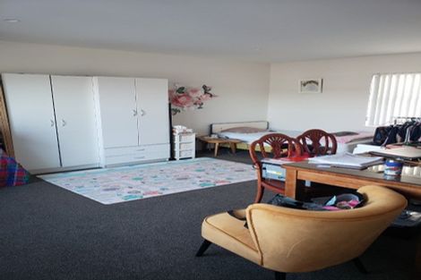 Photo of property in 45 Treestump Road, Takanini, 2112