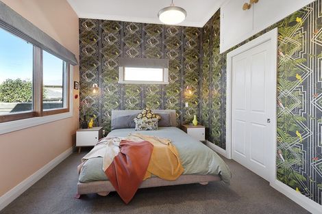 Photo of property in 42 Derwent Street, Island Bay, Wellington, 6023