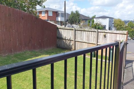 Photo of property in 1/104 Bond Crescent, Forrest Hill, Auckland, 0620