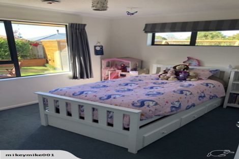 Photo of property in 5 Peel Close, Rolleston, 7614