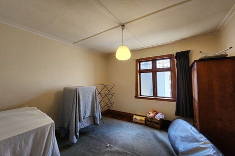 Photo of property in 76 Glenmore Street, Northland, Wellington, 6012