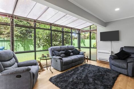 Photo of property in 3 Wright Grove, Levin, 5510