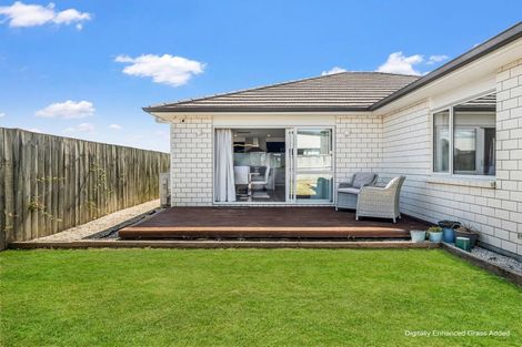 Photo of property in 21 O Ruamano Crescent, Pukekohe, 2120