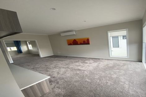 Photo of property in 19 Rue D' Amarres, Gulf Harbour, Whangaparaoa, 0930