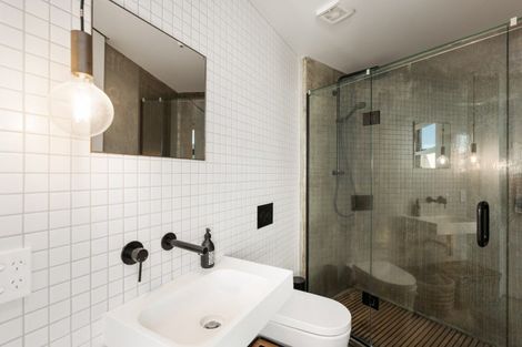 Photo of property in 212 Marine Parade, Mount Maunganui, 3116