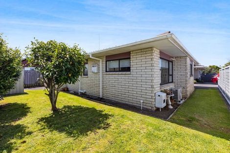 Photo of property in 28c Tukapa Street, Westown, New Plymouth, 4310