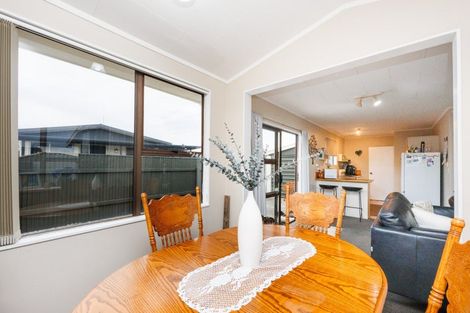 Photo of property in 15 Wild Street, Feilding, 4702