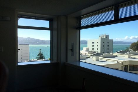 Photo of property in Jerningham Apartments, 20 Oriental Terrace, Oriental Bay, Wellington, 6011