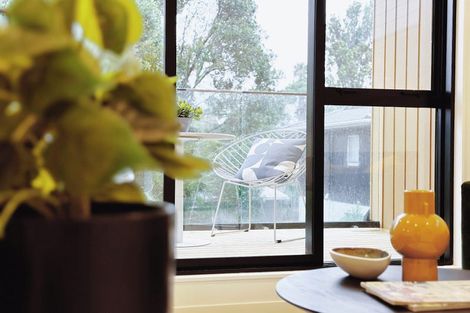 Photo of property in 4/9 Schnapper Rock Road, Greenhithe, Auckland, 0632