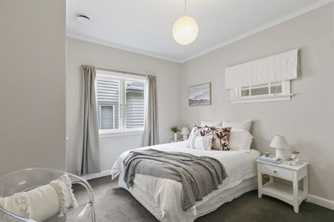 Photo of property in 15 Hathaway Avenue, Karori, Wellington, 6012