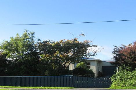 Photo of property in 10 Percival Road, Paraparaumu Beach, Paraparaumu, 5032