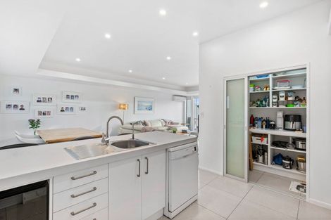 Photo of property in 9/49 Browns Road, Browns Bay, Auckland, 0630