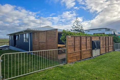 Photo of property in 386 Pukehina Parade, Pukehina, 3189