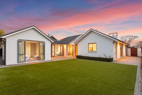Photo of property in 154 Clyde Road, Burnside, Christchurch, 8053