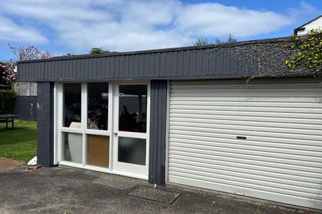 Photo of property in 1 Frater Avenue, Milford, Auckland, 0620