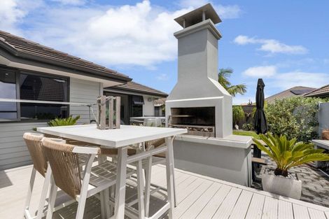 Photo of property in 43 Oceania Sands Way, Papamoa Beach, Papamoa, 3118