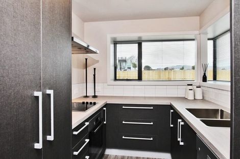 Photo of property in 4/60 Charles Street, Waltham, Christchurch, 8011