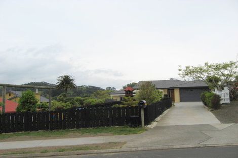 Photo of property in 39 Solan Drive, Waimauku, 0812
