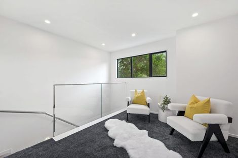 Photo of property in 29 Mirrabooka Avenue, Botany Downs, Auckland, 2010