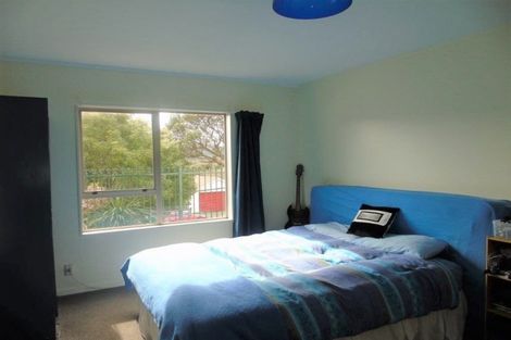 Photo of property in 2/25 Braithwaite Street, Karori, Wellington, 6012
