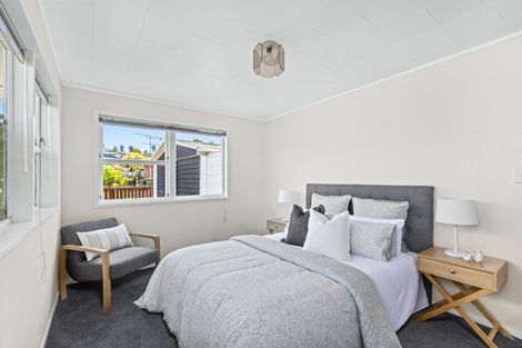 Photo of property in 35 Fairway Avenue, Red Beach, 0932