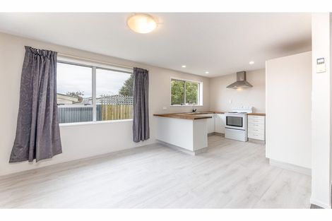 Photo of property in 2/126a Inwoods Close, Parklands, Christchurch, 8083