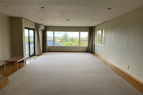 Photo of property in 26 Grenada Avenue, Forrest Hill, Auckland, 0620