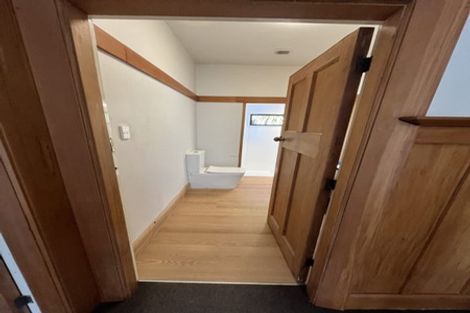 Photo of property in 24 Valley Road, Cashmere, Christchurch, 8022