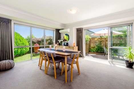 Photo of property in 11b Poneke Drive, Waikanae, 5036