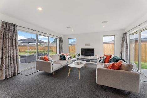 Photo of property in 25 Gilchrist Place, Kaiapoi, 7630