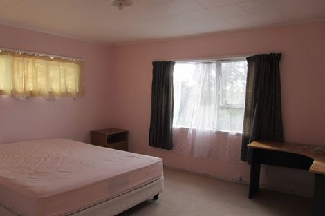 Photo of property in 26 Santiago Crescent, Unsworth Heights, Auckland, 0632