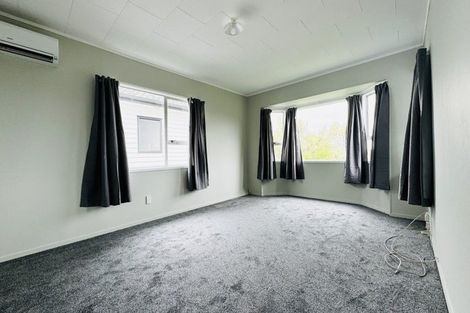 Photo of property in 52 Keegan Drive, Massey, Auckland, 0614