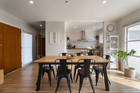 Photo of property in 18 Tararua Terrace, Cloverlea, Palmerston North, 4412