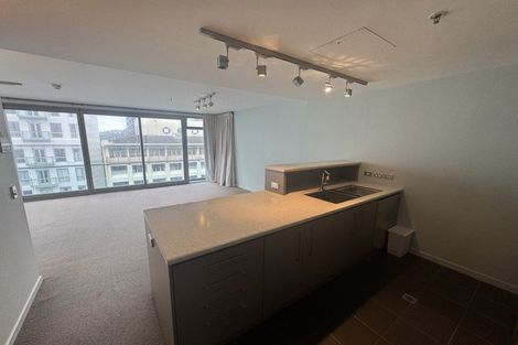 Photo of property in Montreaux Apartments, 9c/164 The Terrace, Wellington Central, Wellington, 6011