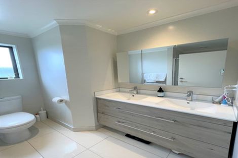 Photo of property in 19 Kanuka Road, Hobsonville, Auckland, 0616