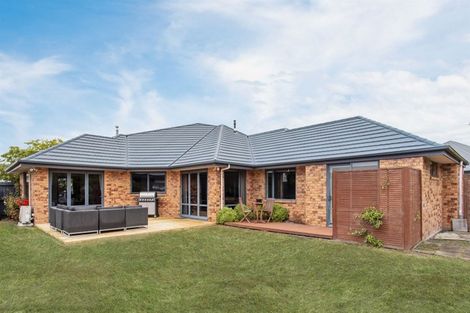 Photo of property in 5 Mahuri Street, Parklands, Christchurch, 8083