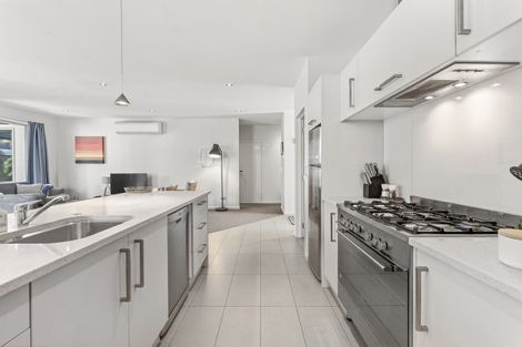 Photo of property in 60 Hedditch Street, Wanaka, 9305